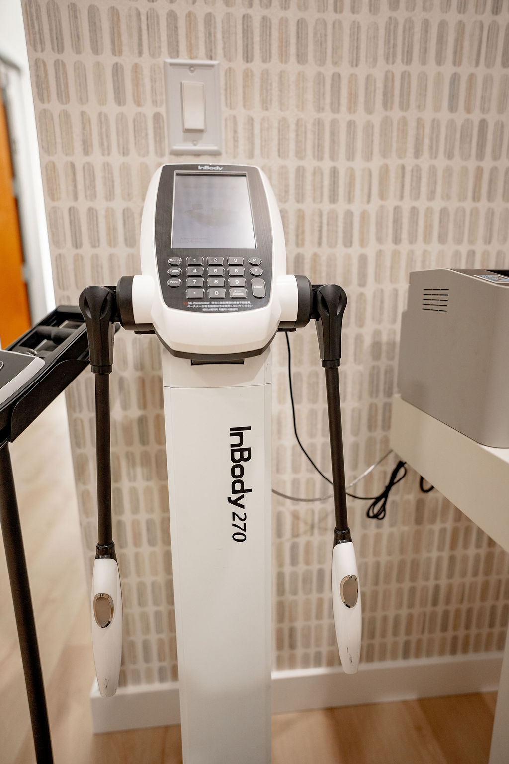 Testing + body metrics: InBody composition scans, VO2 max testing, and clinic-based insight sessions.